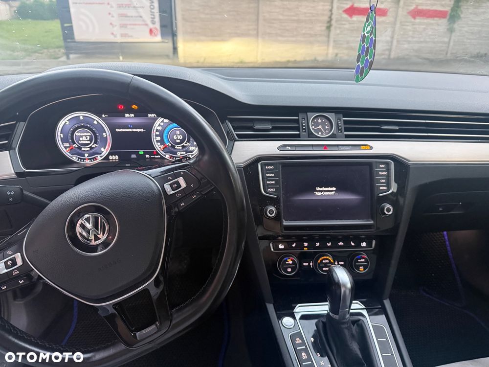 Volkswagen Passat 2.0 TDI BMT Highline DSG - 16