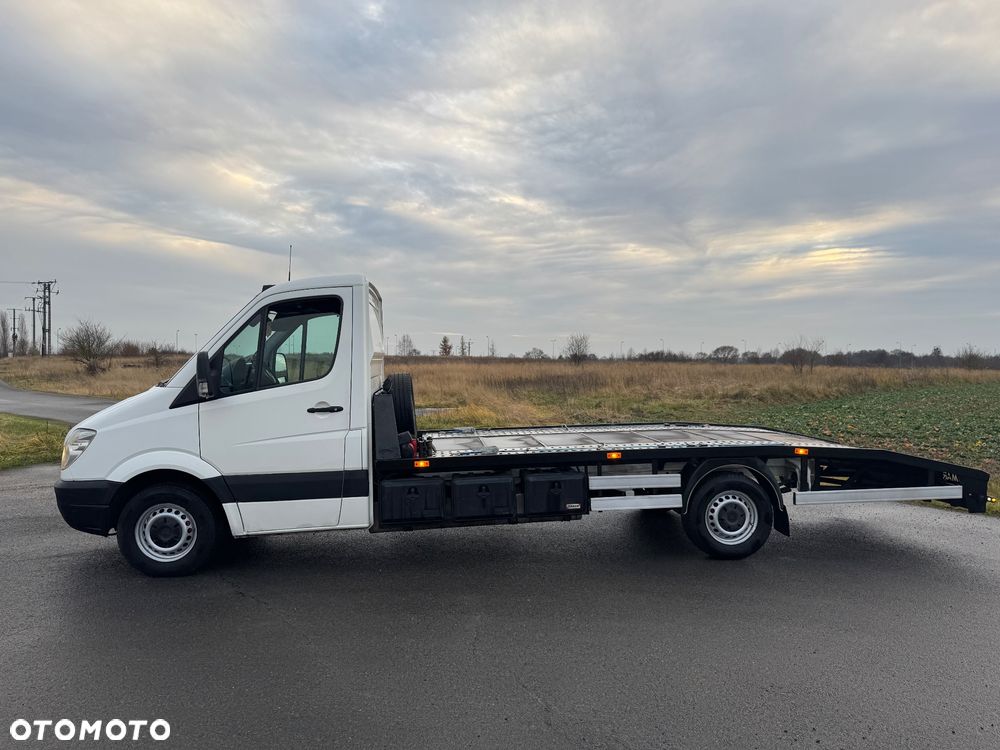 Mercedes-Benz Sprinter - 9