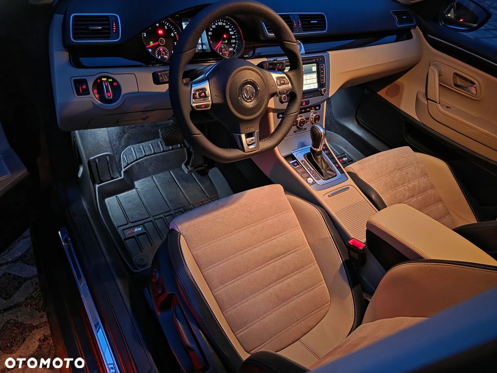 Volkswagen CC - 32