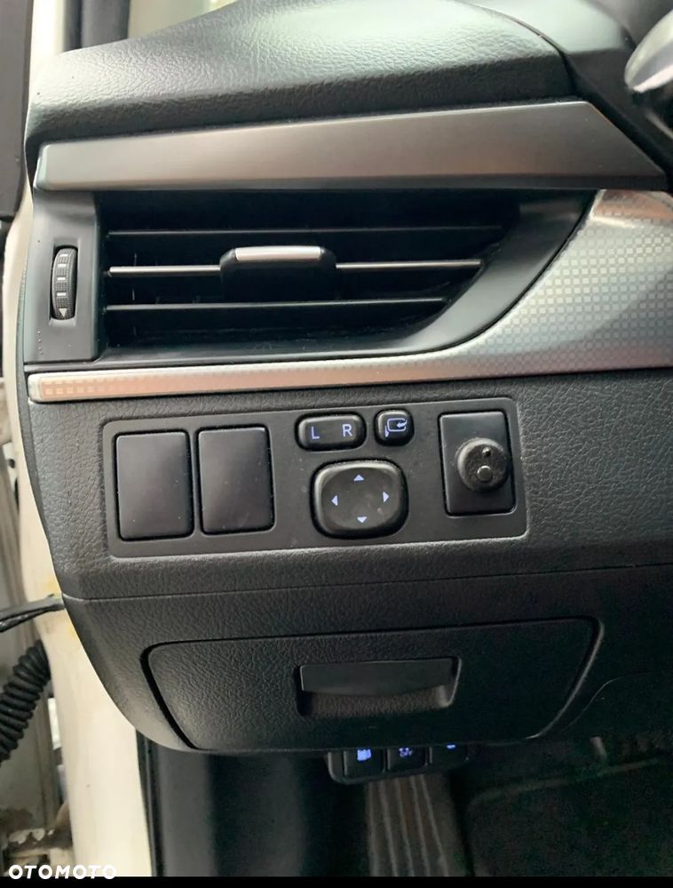 Toyota Avensis 1.8 Prestige MS - 15