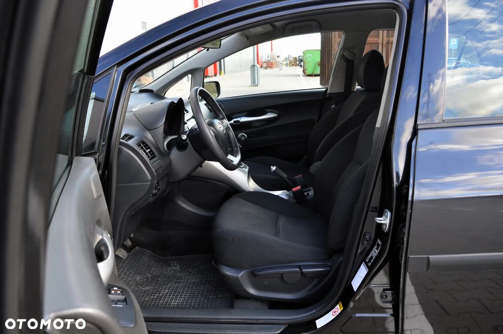 Toyota Auris 1.33 VVT-i Active - 6