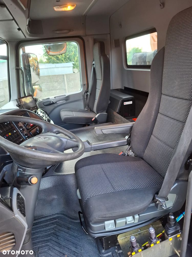 Mercedes-Benz Actros 3241 kiper 8x4 - 29