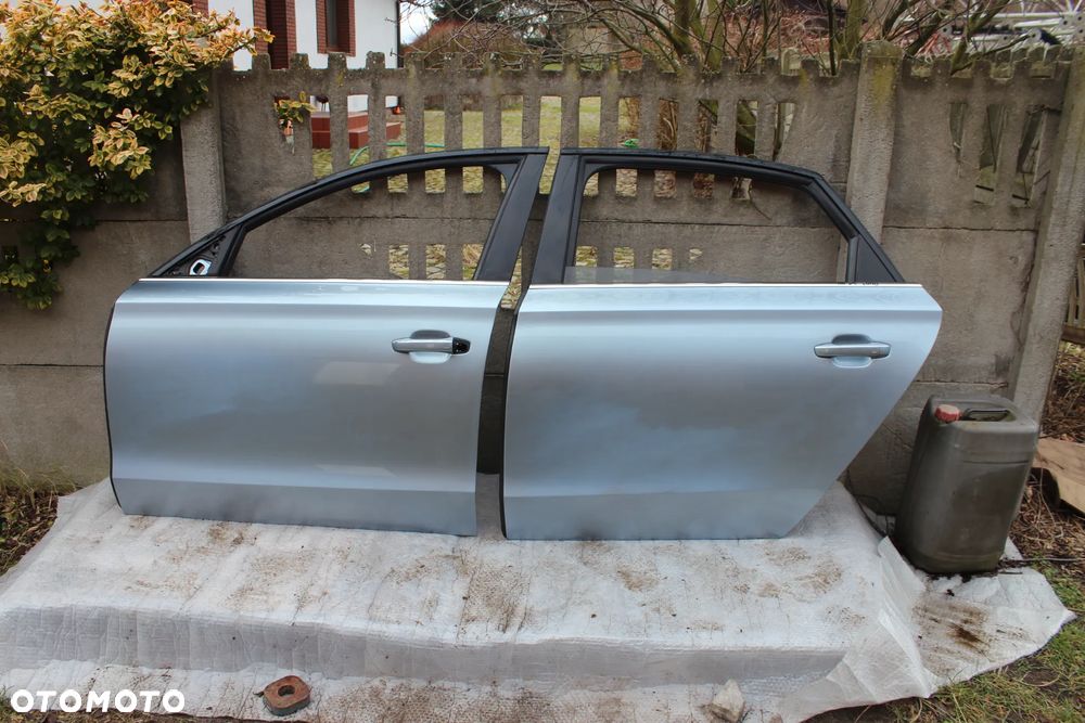 DRZWI TYLNE LEWE AUDI A8 D4 LONG 2014