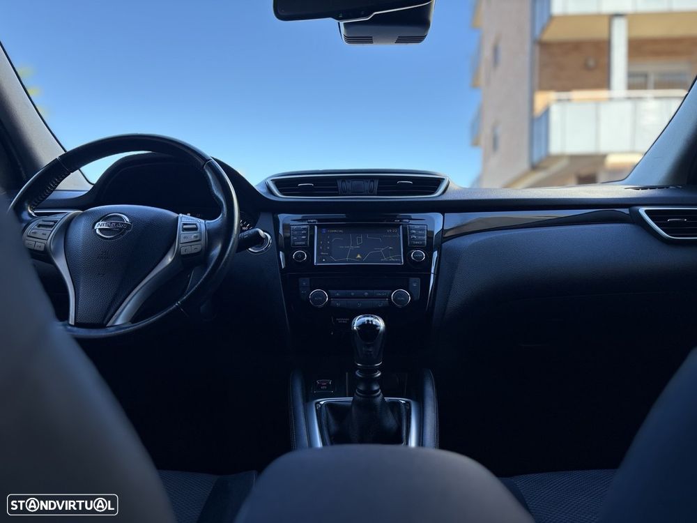 Nissan Qashqai 1.5 dCi N-Connecta 18 - 9