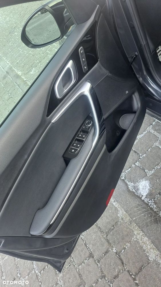 Kia Ceed 1.5 T-GDI GT-Line - 20