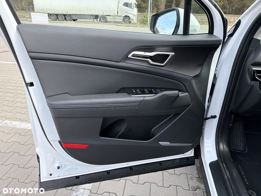 Kia Sportage 1.6 T-GDI HEV Business Line 2WD - 10