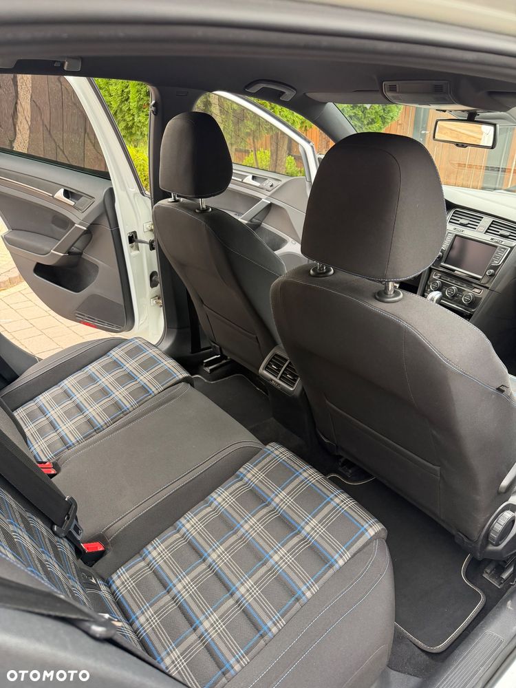 Volkswagen Golf 1.4 TSI Plug-In-Hybrid GTE - 10