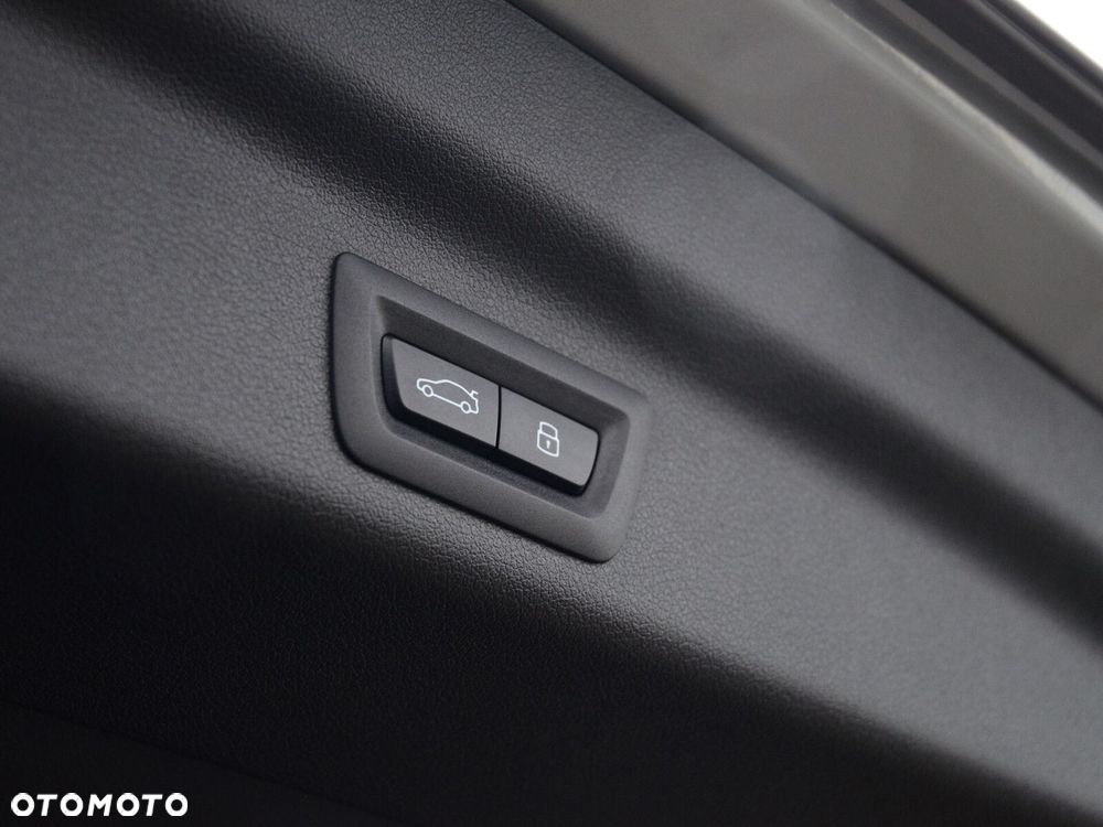 BMW X1 - 28