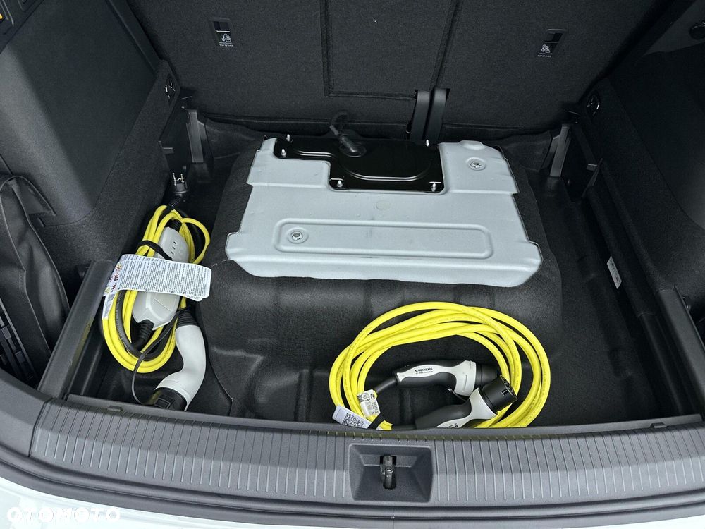 Volkswagen Tiguan - 20