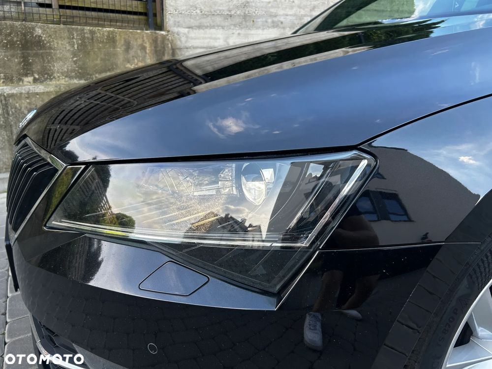 Skoda Superb 1.8 TSI DSG L&K - 10