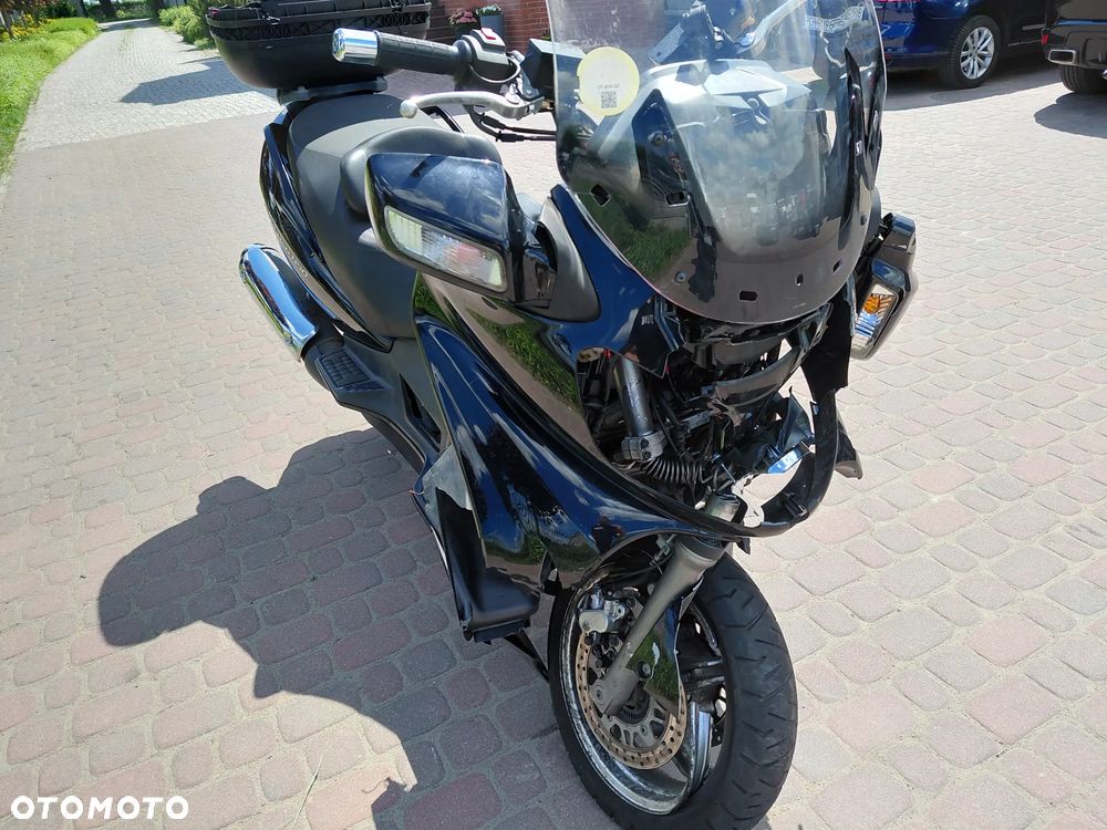Suzuki Burgman - 8
