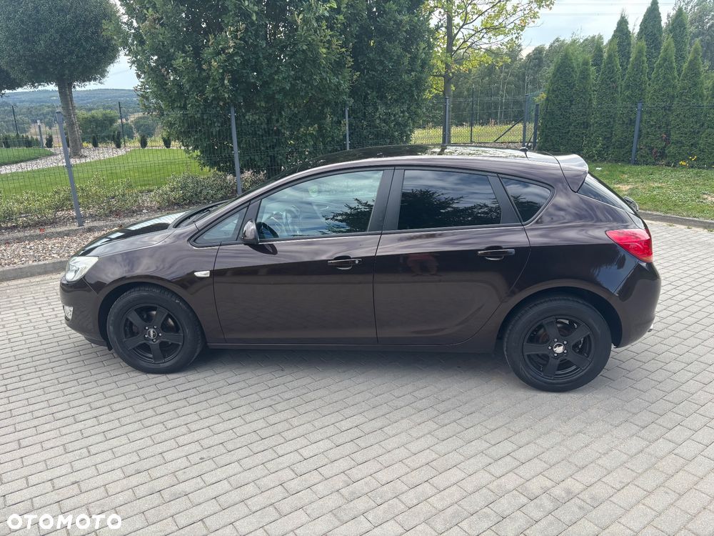 Opel Astra 1.4 - 6