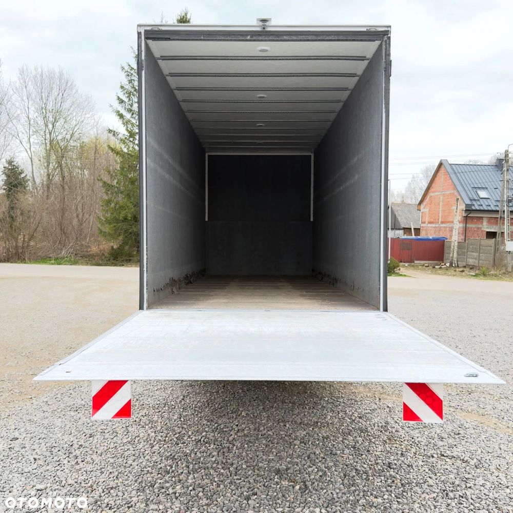 Scania SCANIA R410 / IZOTERMA / KONTENER / SILNIK 6 CYLINDROWY / 13 LITROWY  / KLIMA POSTOJOWA / WINDA / SPROWADZONY / SYPIALKA / AUTOMAT / 18 PALET / E6 / STAN BARDZO DOBRY - 19