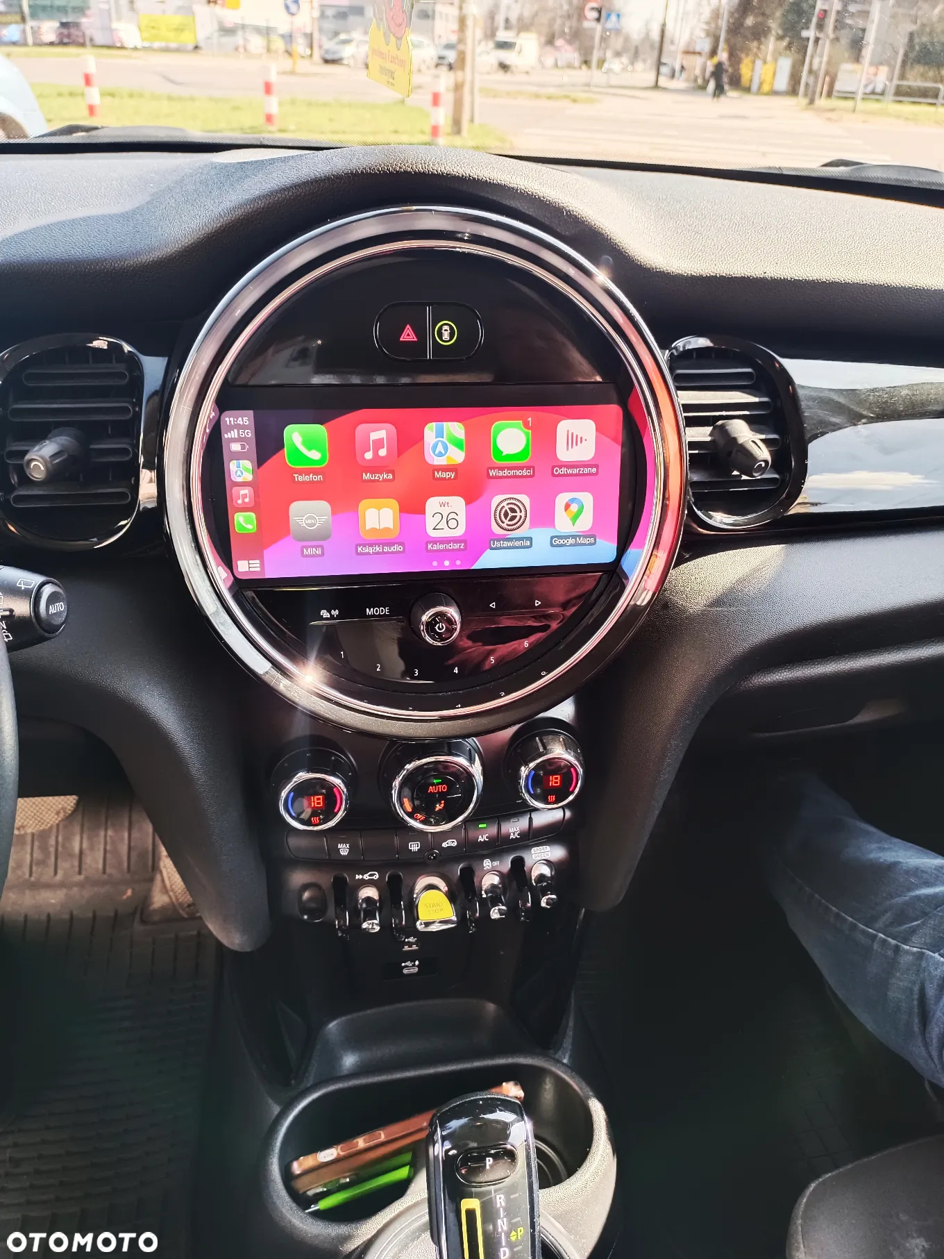 MINI Cooper SE Resolute Edition - 9