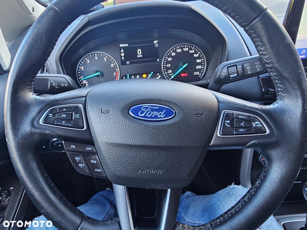 Ford EcoSport - 18