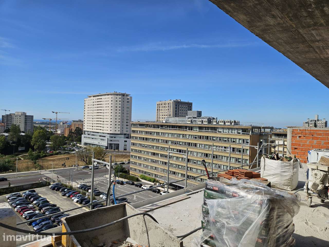 PENTHOUSE EXCLUSIVA NO ÚLTIMO PISO ( FOCO) - Grande imagem: 3/8