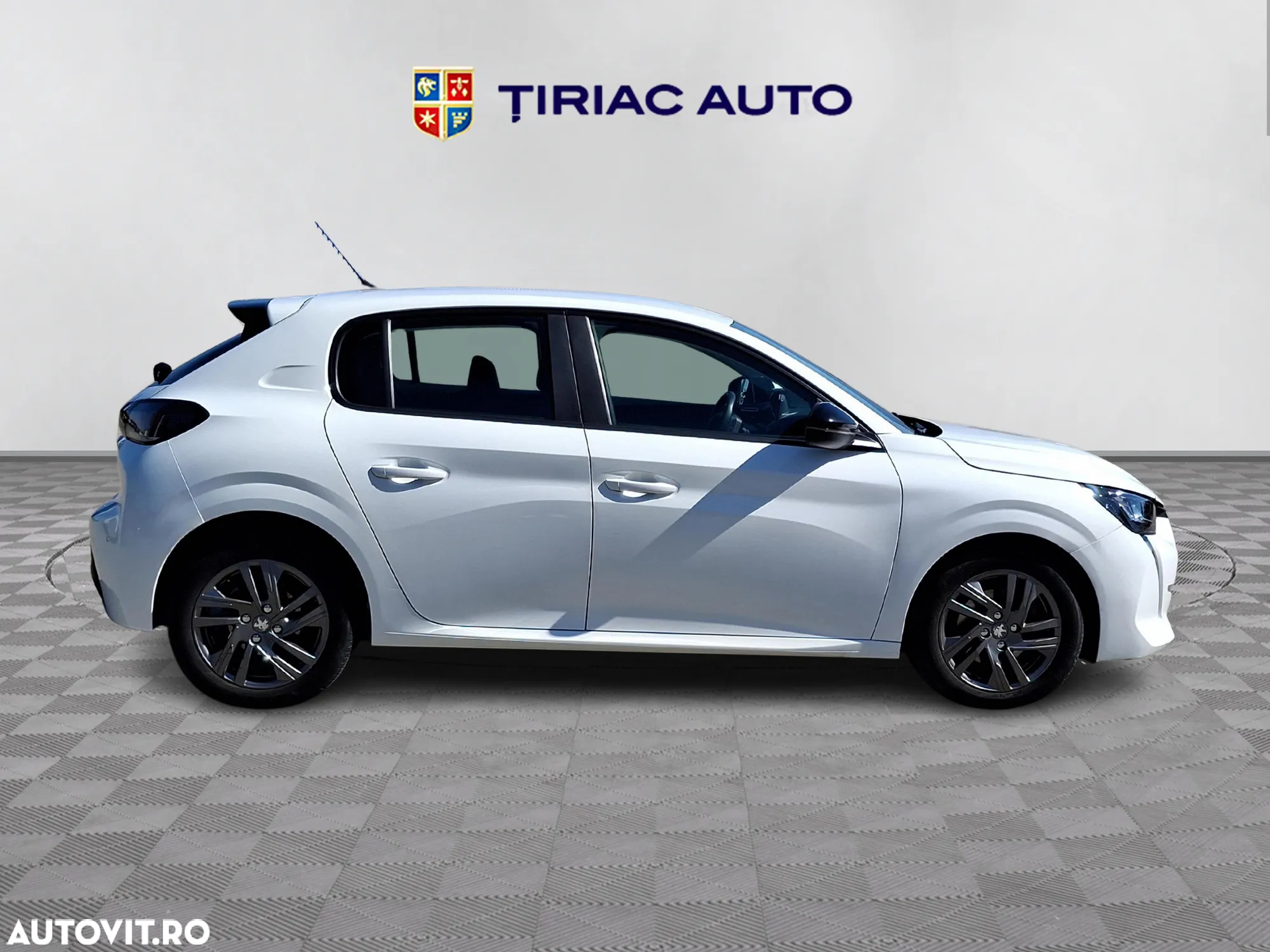 Peugeot 208 - 7