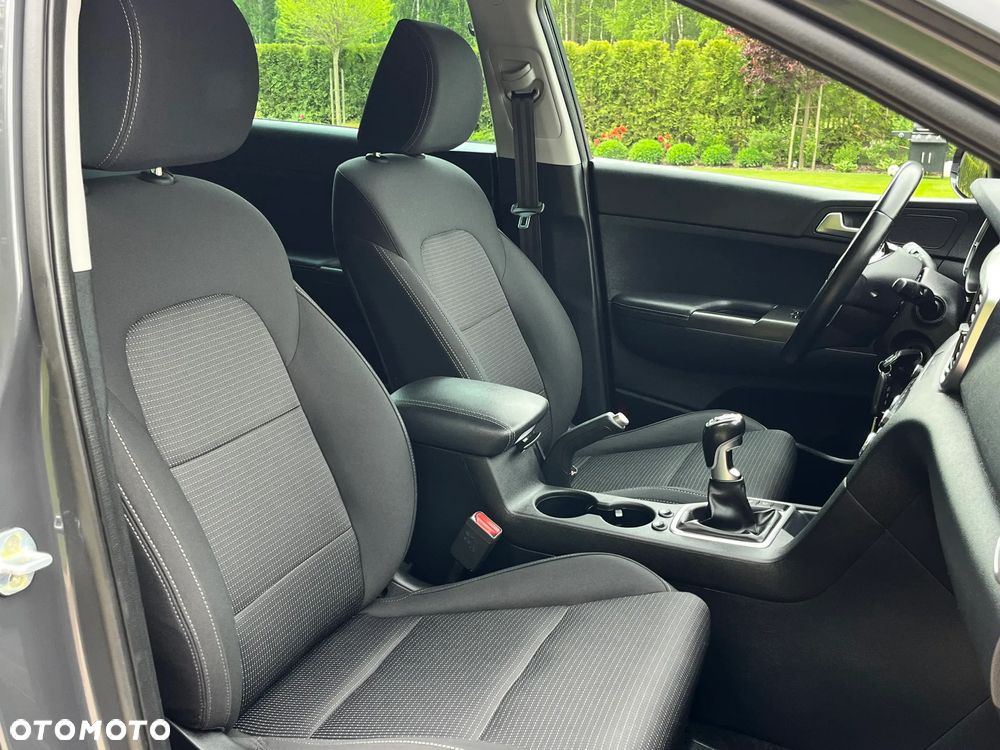 Kia Sportage 1.6 T-GDI AWD Vision - 19