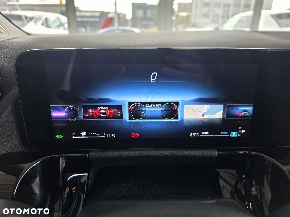Mercedes-Benz GLA 200 Style - 7