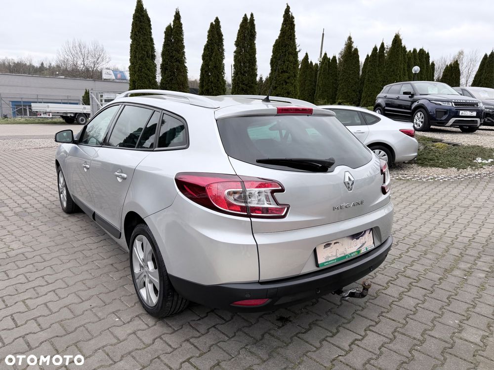 Renault Megane TCe 130 Dynamique - 5