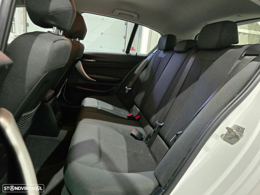 BMW 116 d Pack M - 45