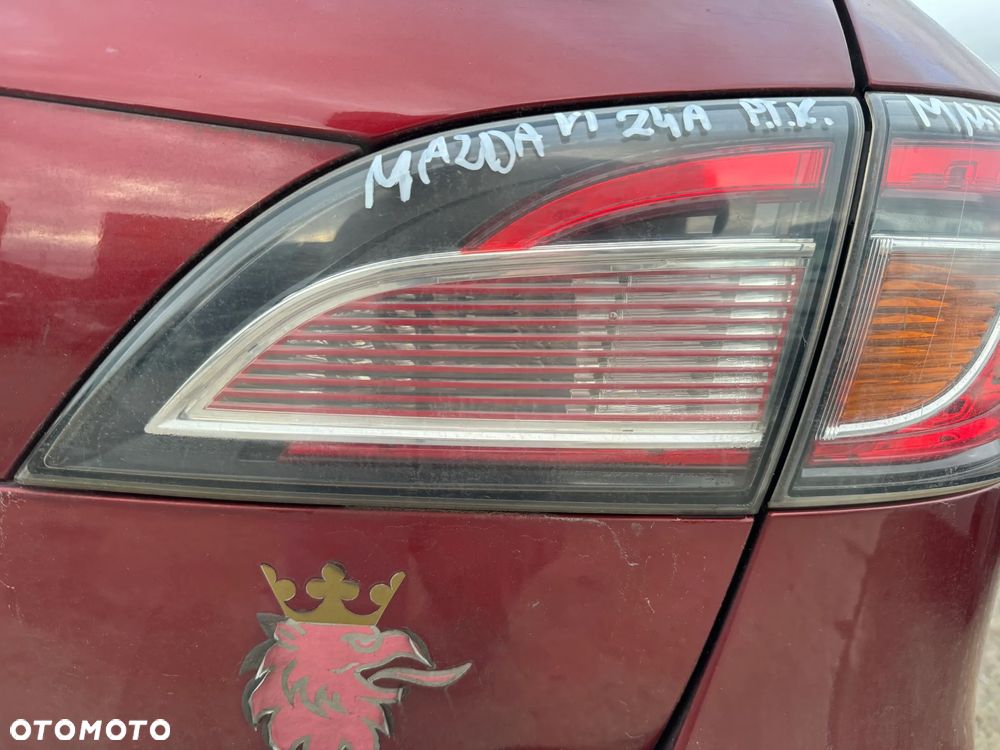 MAZDA 6 GH LAMPA PRAWY TYŁ PRAWA TYLNA Z KLAPY W KLAPĘ KOMBI - 6