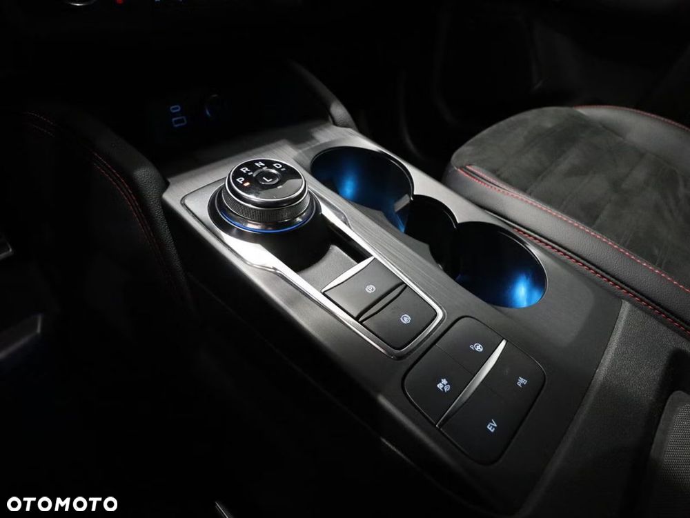 Ford Kuga 2.5 Duratec PHEV ST-LINE - 20
