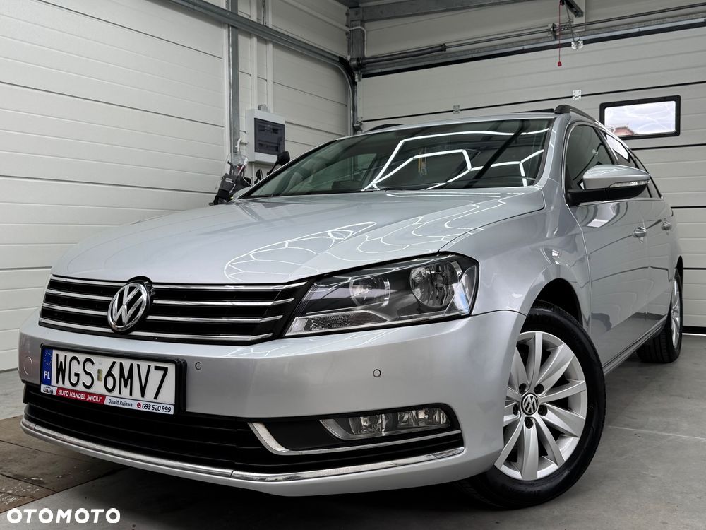 Volkswagen Passat 1.6 TDI Comfortline - 1