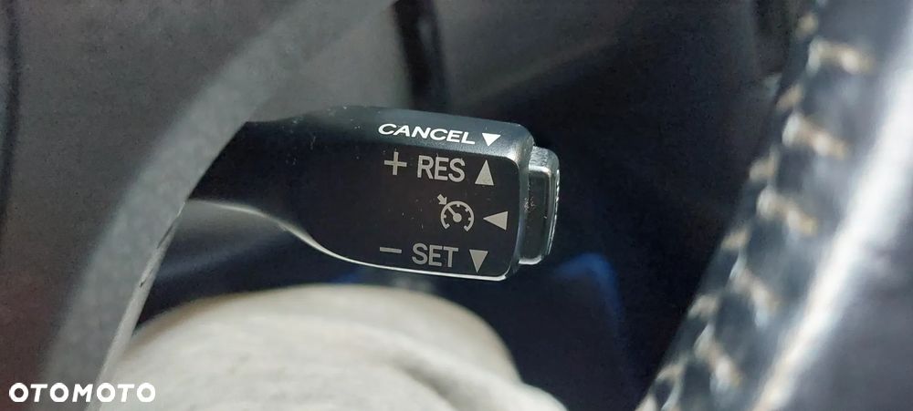 Toyota Auris 1.2 T Prestige MS - 21