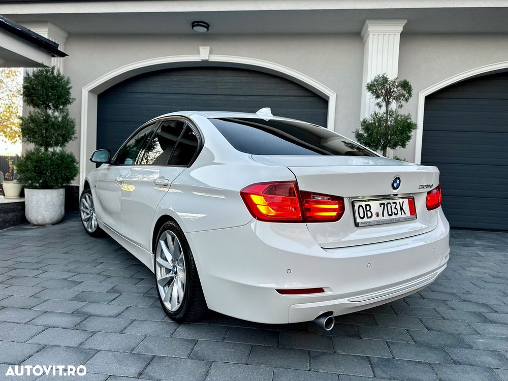 BMW Seria 3 320d Sport-Aut. Modern Line - 34