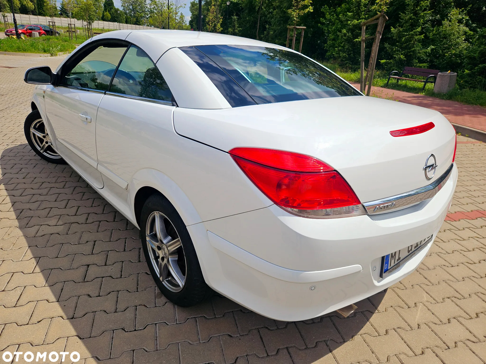 Opel Astra Twin Top 1.6 Endless Summer - 6