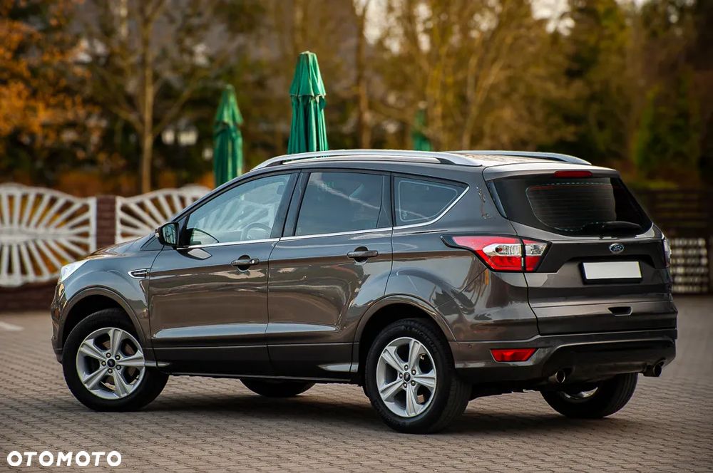 Ford Kuga - 33