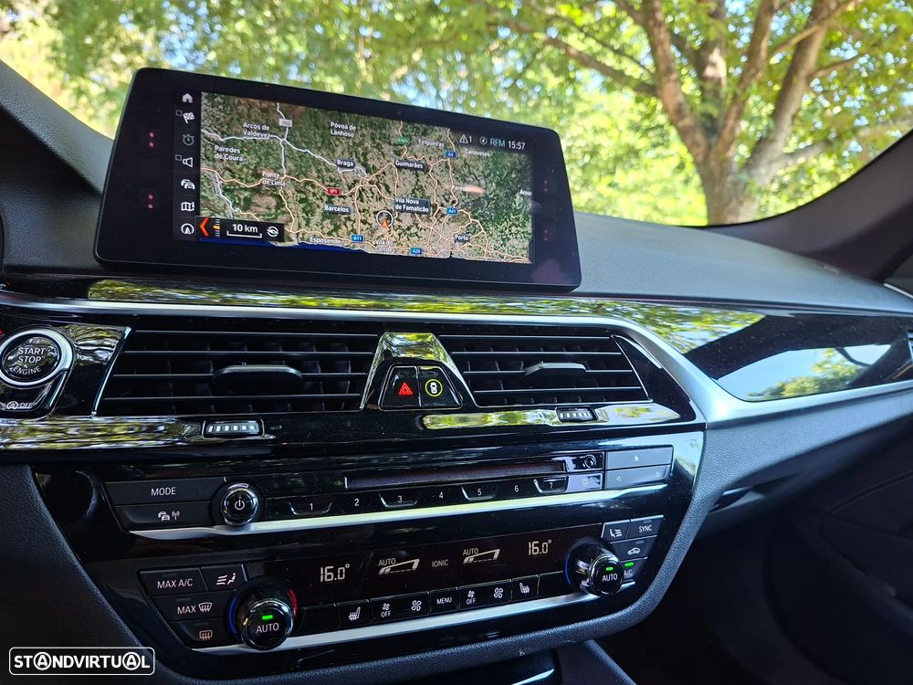BMW 525 d Aut. Sport Line - 14