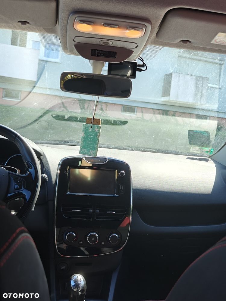 Renault Clio - 8