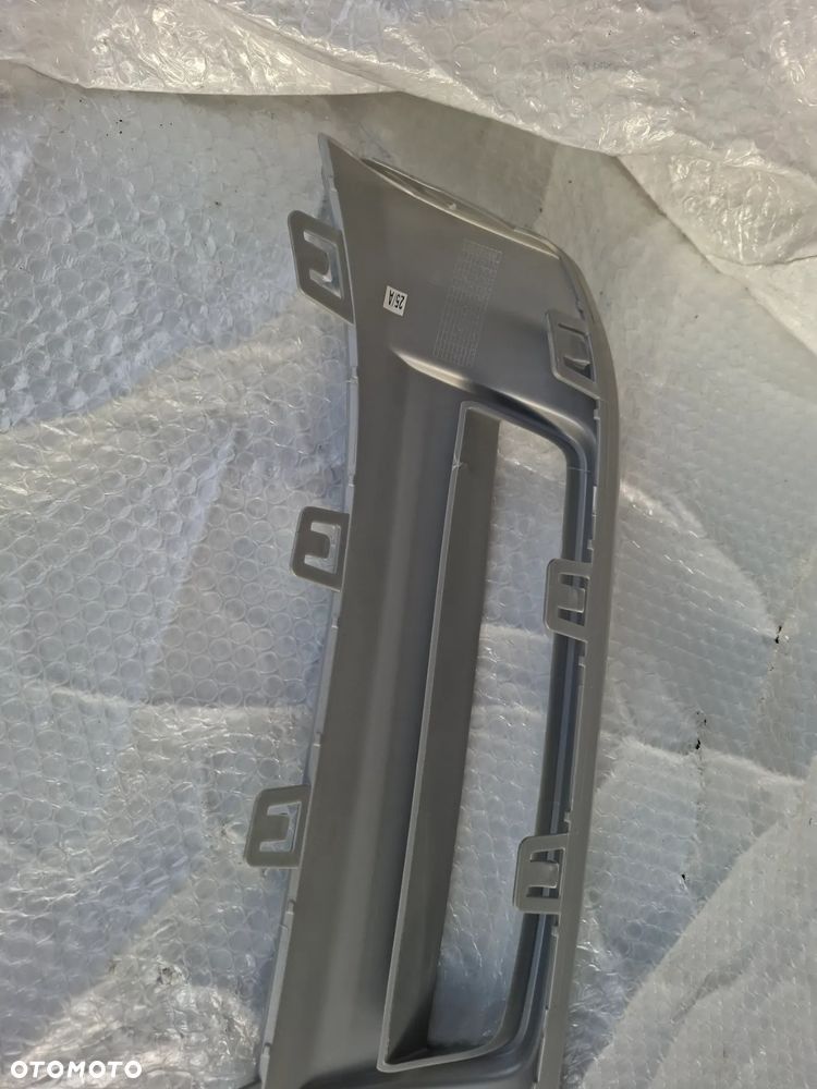 MG ZS EV Spoiler Dokładka Zderzaka Przód 10422032 - 7