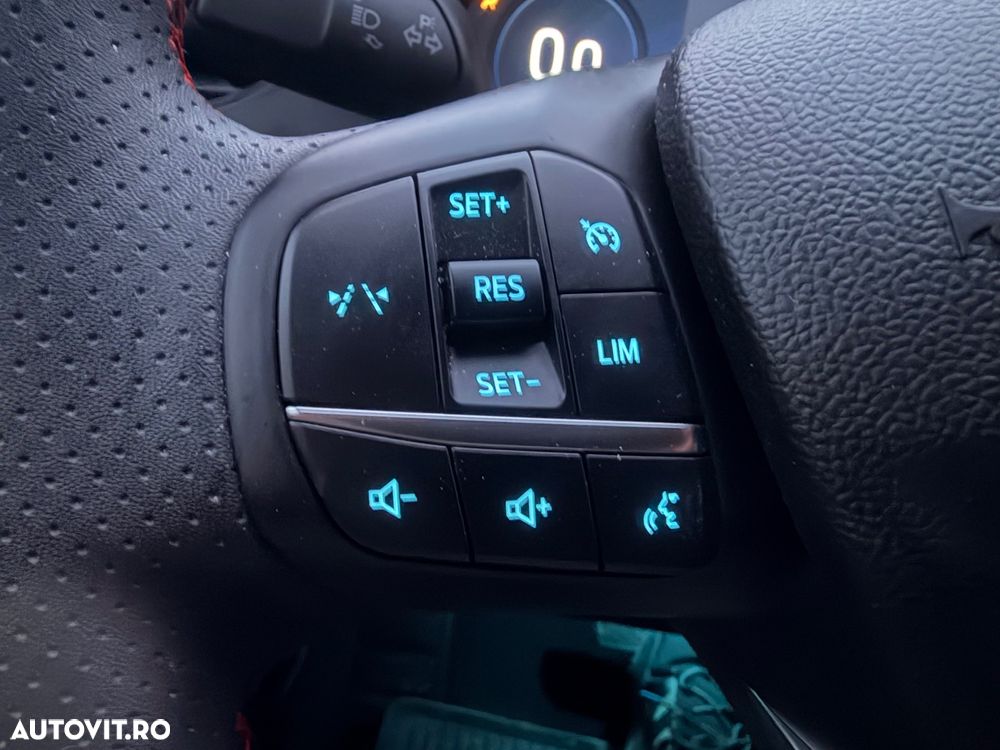 Ford Kuga 1.5 EcoBoost A8 FWD ST-Line - 23