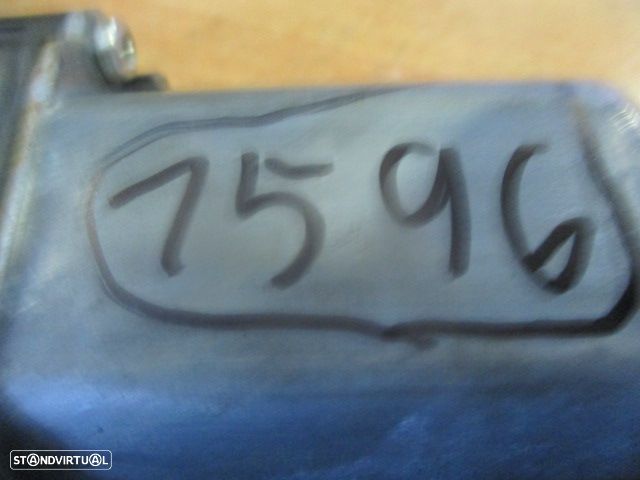 Motor Elevador Vidro 1K0959702AN  1K0959792R VW GOLF 5 2009 FE VW GOLF 6 5K 2009 1.4TSI 160CV 5P BRANCO FE - 5