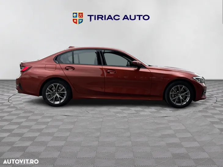 BMW Seria 3 330i AT Sport Line - 7