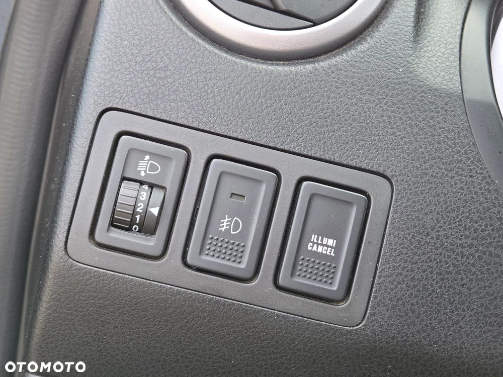 Suzuki Grand Vitara 1.9 DDiS Comfort DPF Family - 33