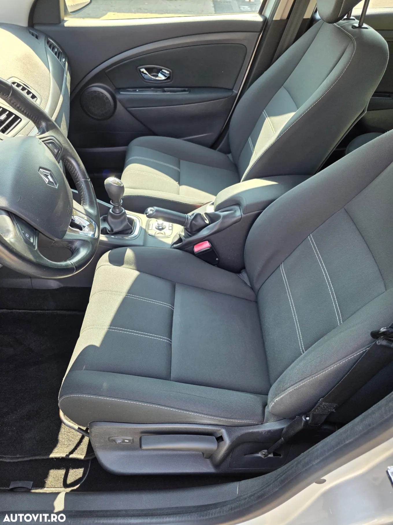 Renault Megane Grandtour ENERGY TCe 115 Start & Stop Authentique - 22