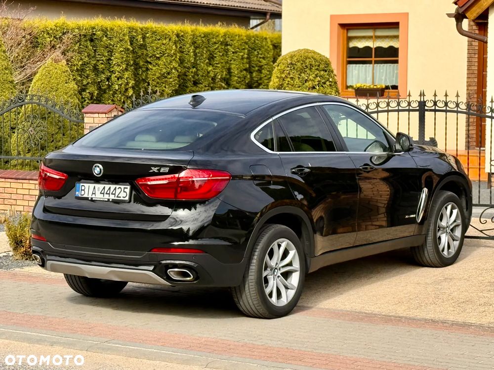 BMW X6 xDrive30d - 14