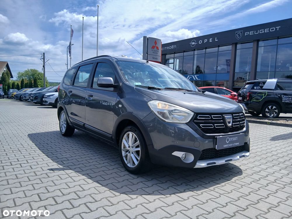 Dacia Lodgy 1.6 SCe Stepway S&S - 3