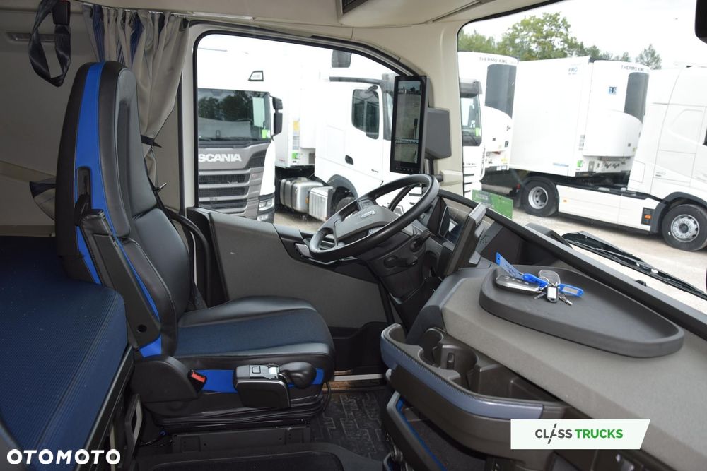 Volvo FH 460 AERO Globetrotter XL ACC i-Save I-ParkCool SideSkirts Mirror Cam - 13