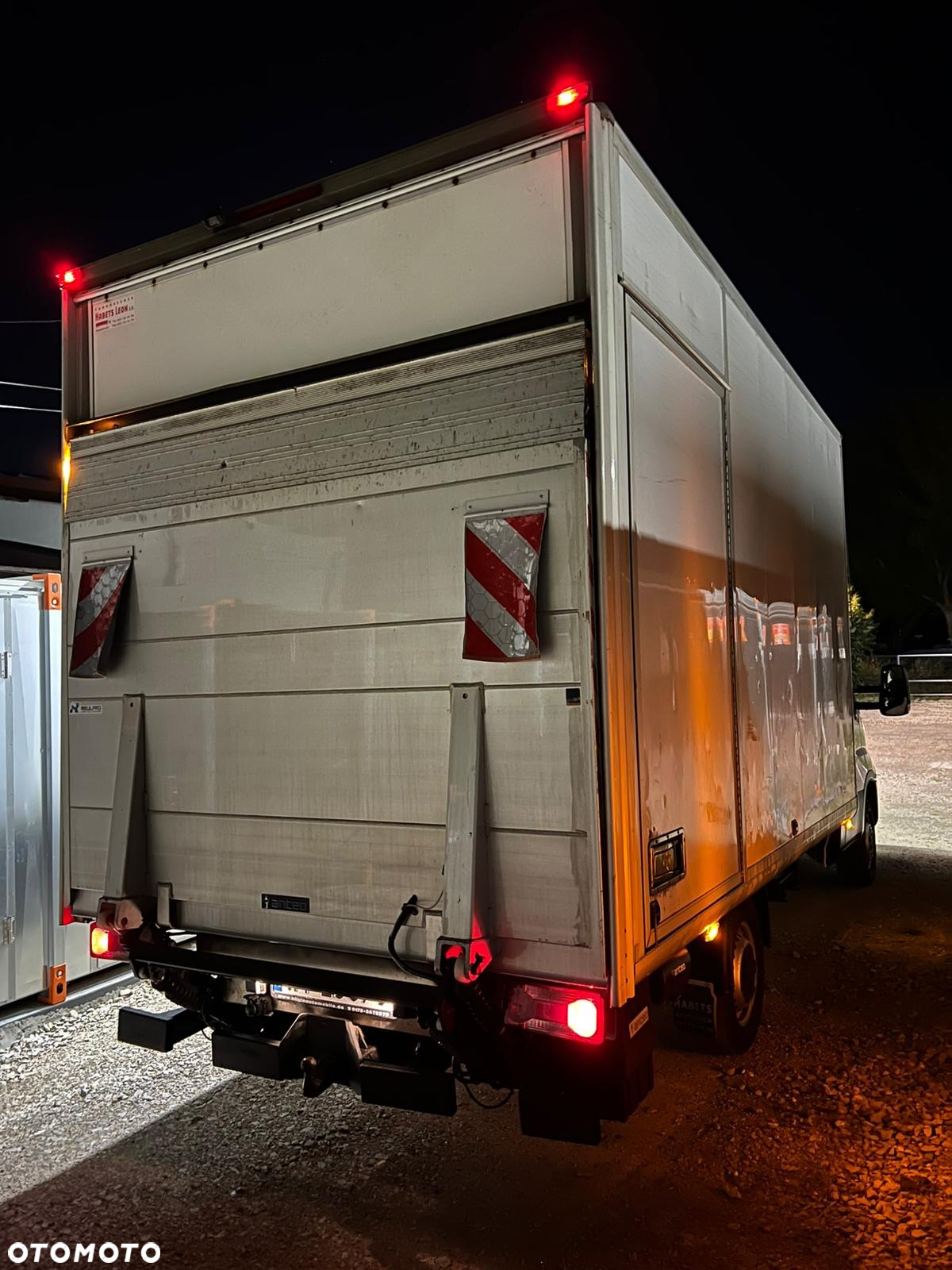 Iveco Daily 35 220 HiMatic - 8
