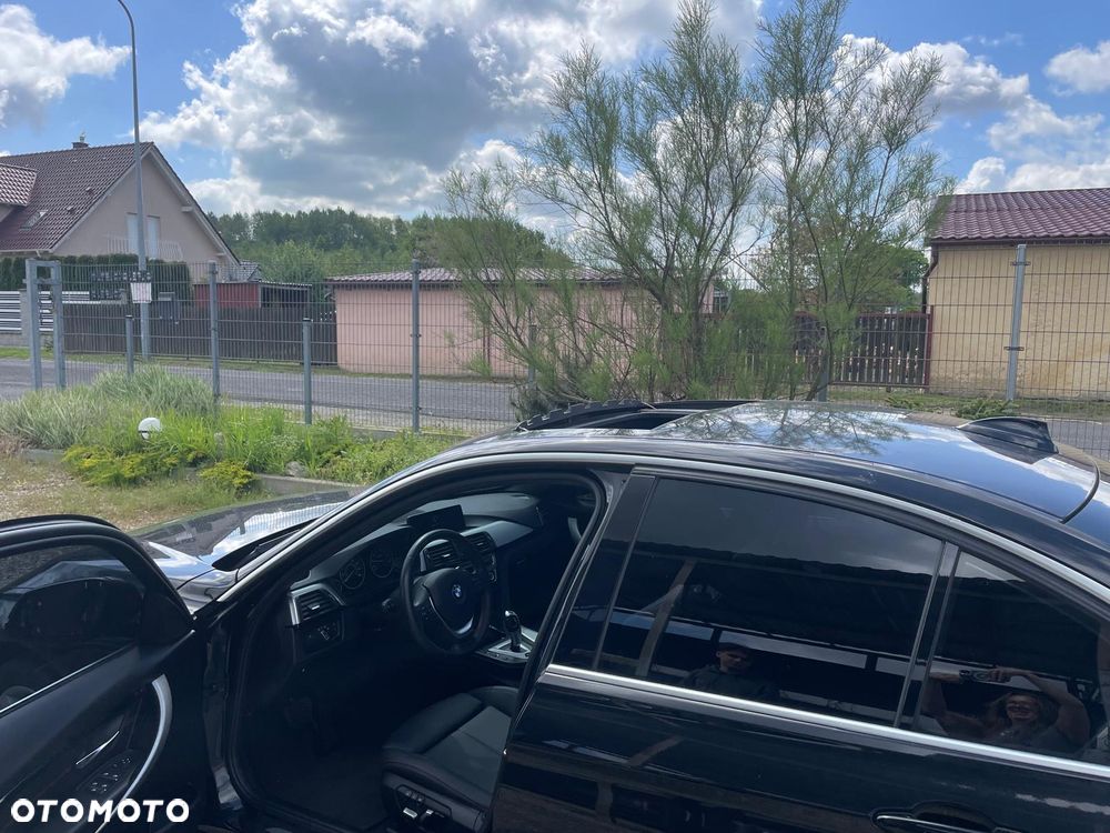 BMW Seria 3 330e iPerformance Sport Line - 11