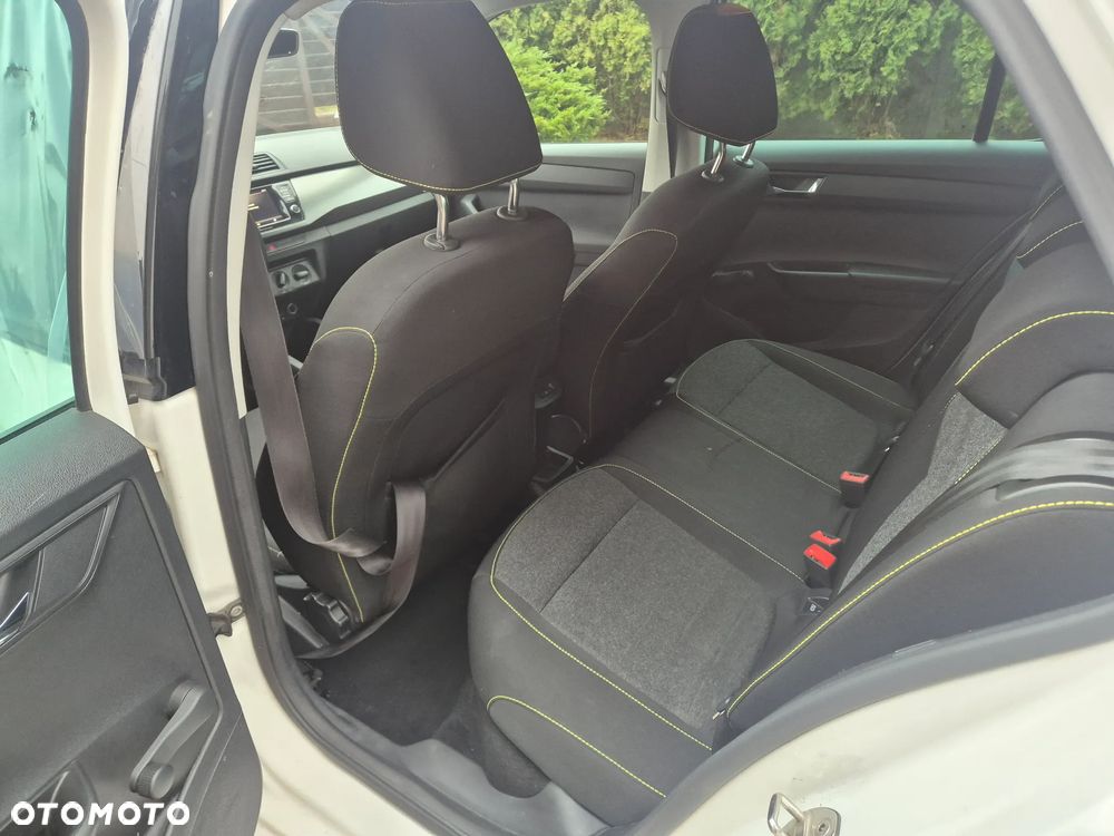 Skoda Fabia 1.0 MPI Edition - 9