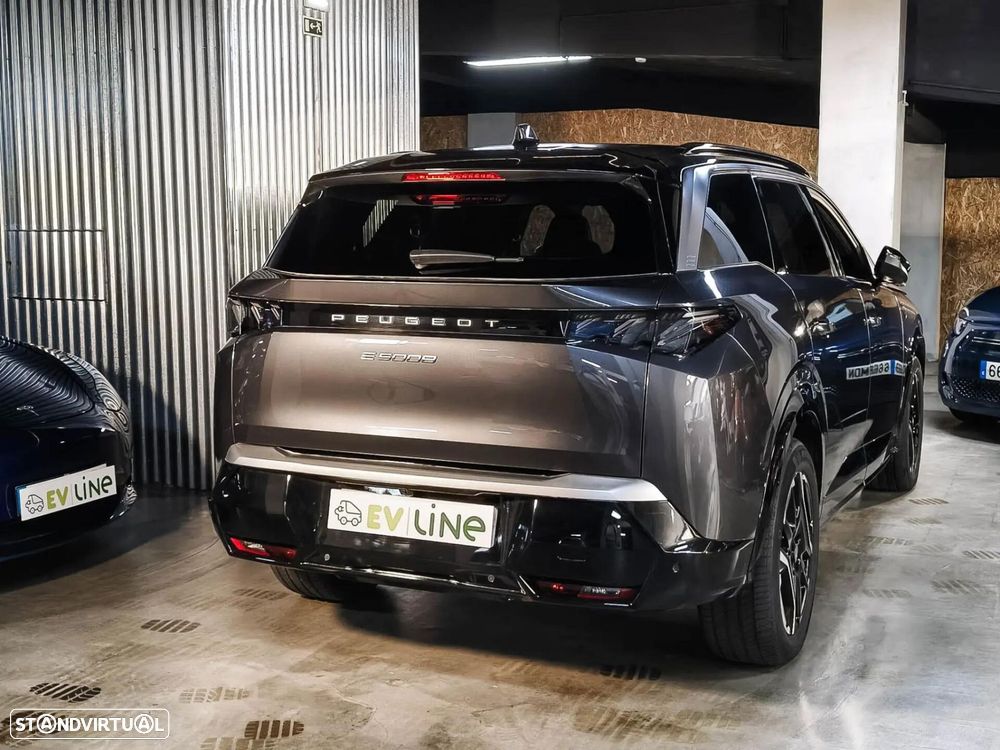 Peugeot E-5008 73 kWh GT - 12