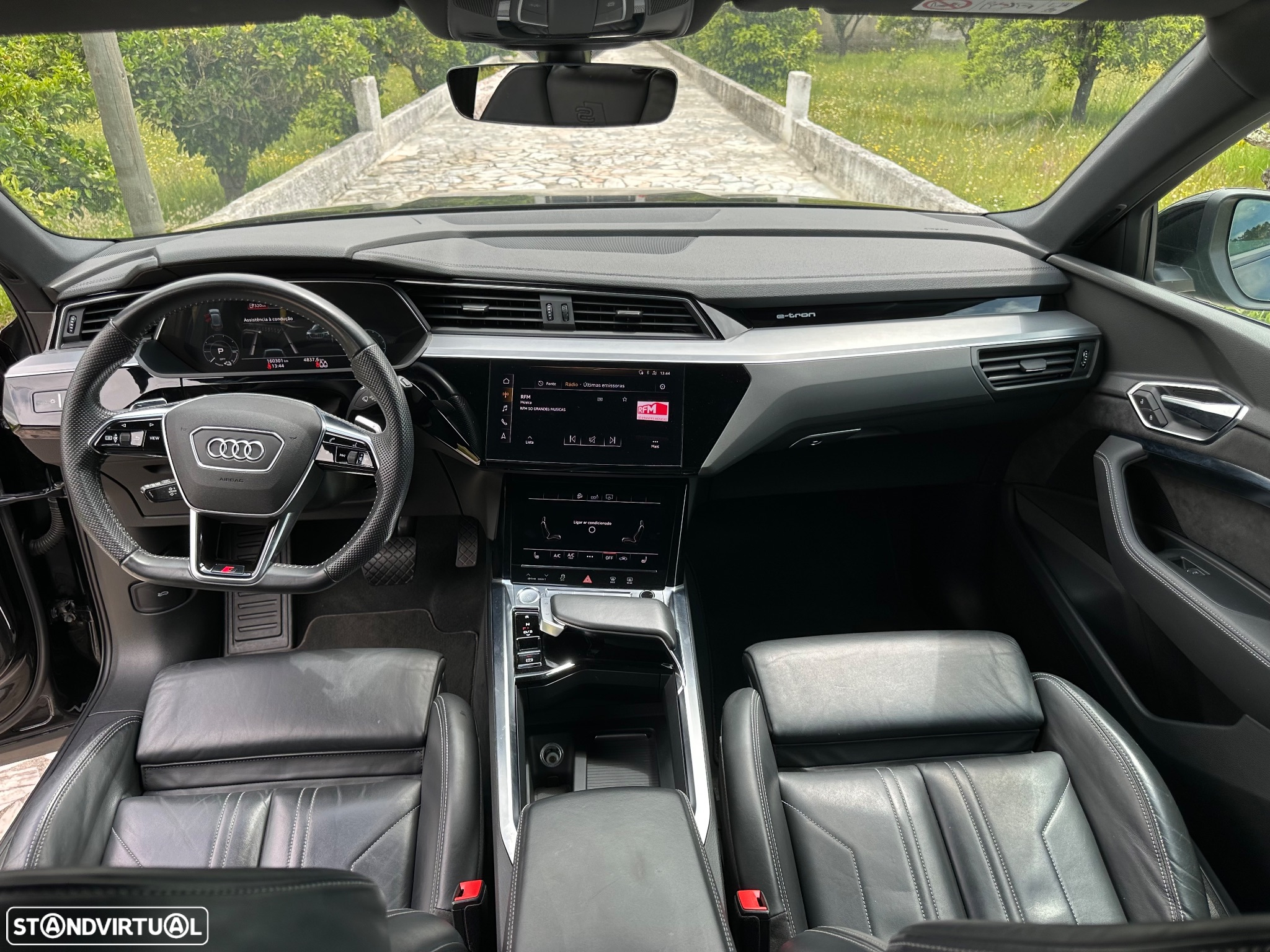 Audi e-tron 55 quattro S line - 23