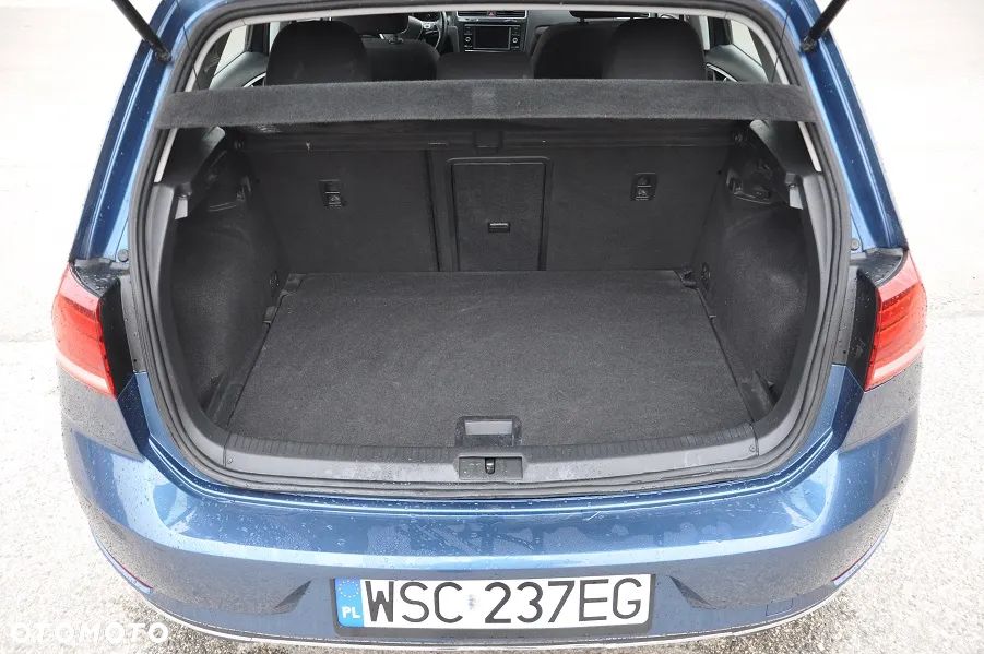 Volkswagen Golf - 12