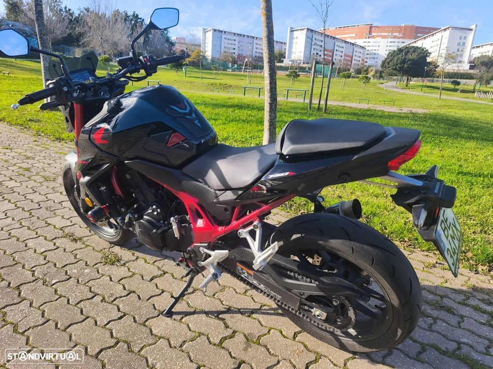 Honda Hornet 750 quickshift - 3
